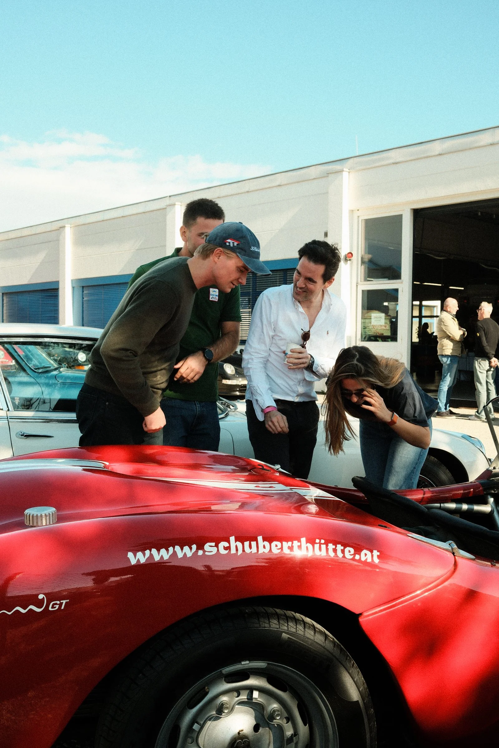 Club Ecurie Vienne — [placeholder still 4]